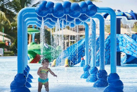 CHILDREN IN OMAN HAPPY TO RETURN TO PARKS AND BEACHES